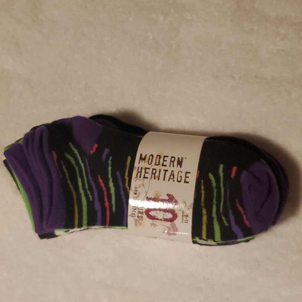 Low Cut Socks Size 9-11 8 pairs in pack